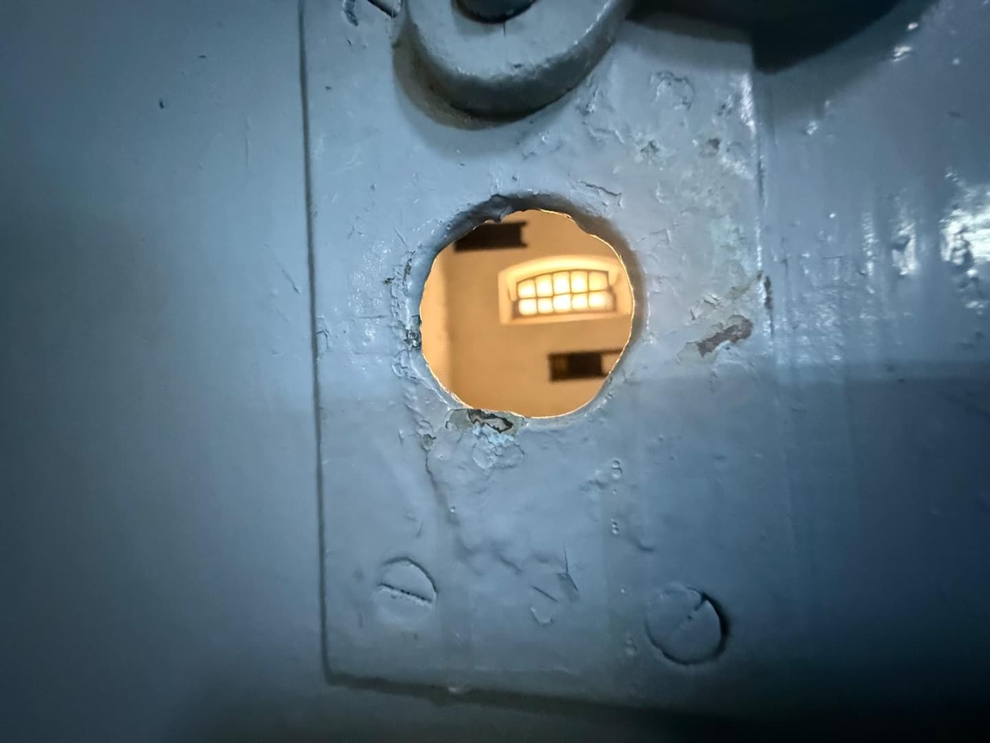 The peephole - the prisoner's view out